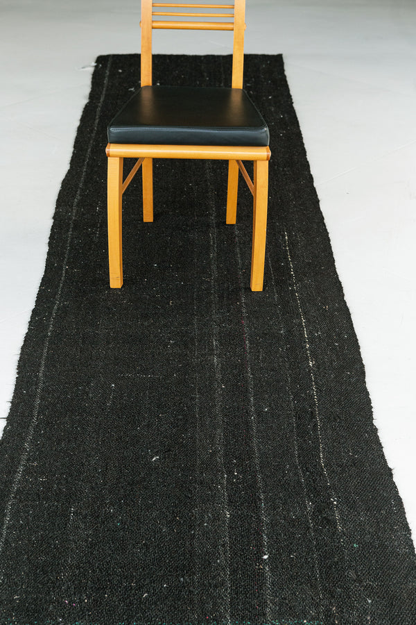 Vintage Anatolian Turkish Flat Weave Kilim - flat-weave kilim, hand-knotted in Turkey - detailed border and fringe [#26]