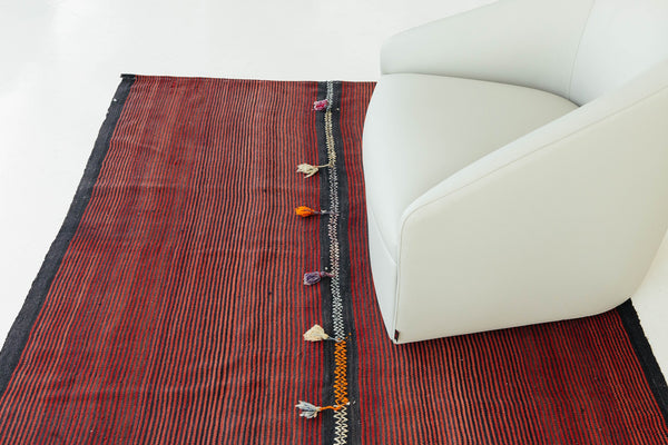 Vintage Anatolian Turkish Flat Weave Kilim - flat-weave kilim, hand-knotted in Turkey - detailed border and fringe [#16]