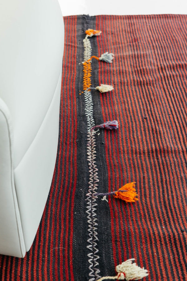 Vintage Anatolian Turkish Flat Weave Kilim - flat-weave kilim, hand-knotted in Turkey - overhead flat lay view [#16]