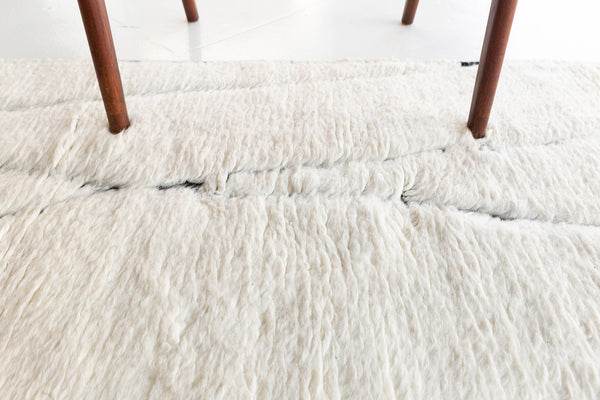 Modern Rug Image 1931 Bise, Atlas Collection