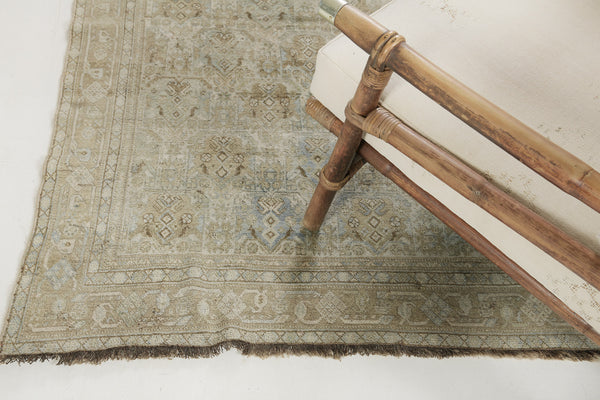 Persian Rug 4135 Vintage Persian Shiraz 27256