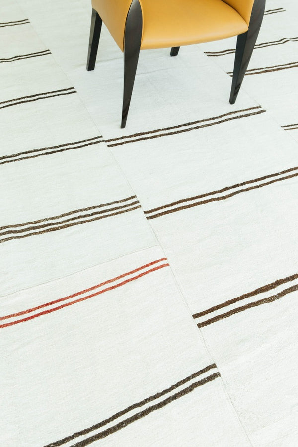 Vintage Anatolian Turkish Flat Weave Kilim - flat-weave kilim, hand-knotted in Turkey - overhead flat lay view [#24]