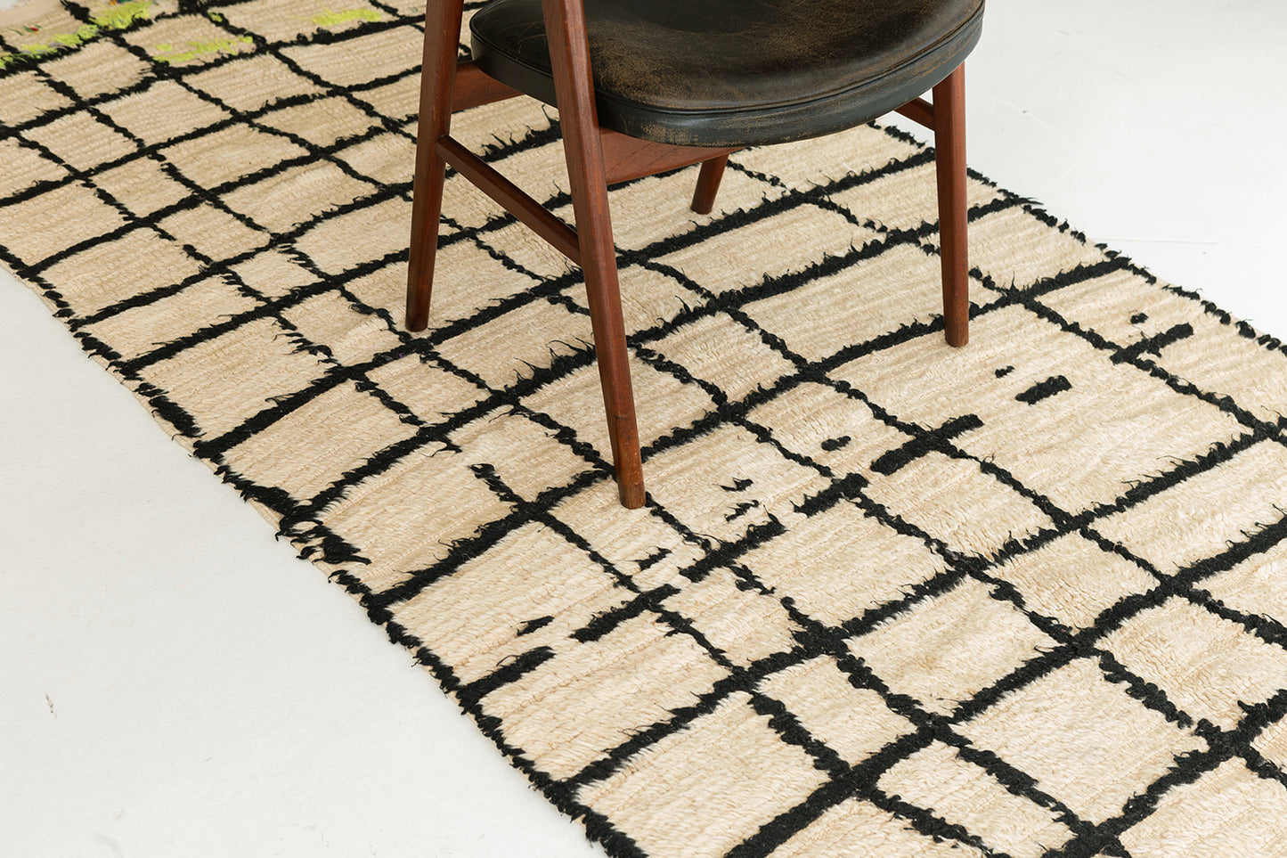 Modern Rug Image 12625 Vintage Moroccan Azilal Tribe Berber Runner