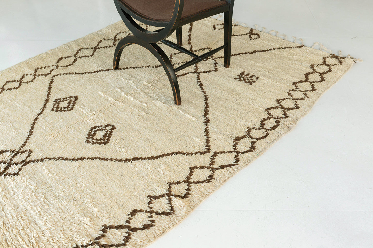 Modern Rug Image 12463 Vintage Moroccan Azilal Tribe Berber Rug