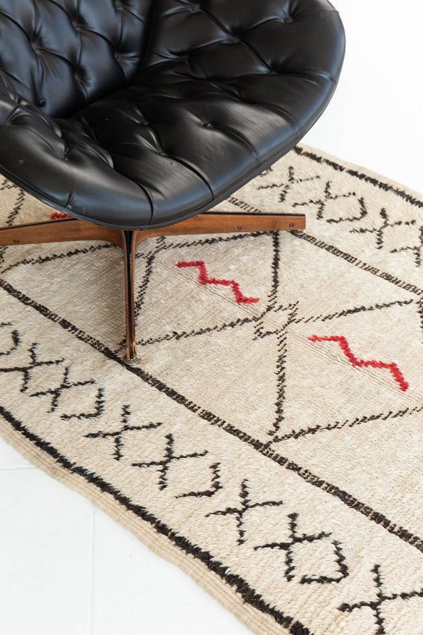 Modern Rug Image 12515 Vintage Moroccan Azilal Tribe Berber Rug