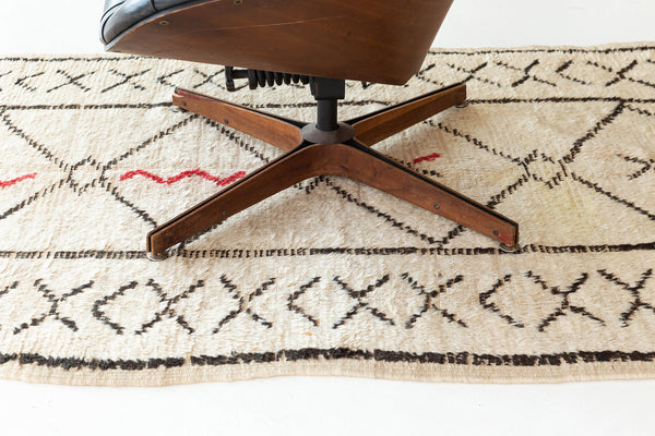 Modern Rug Image 12514 Vintage Moroccan Azilal Tribe Berber Rug