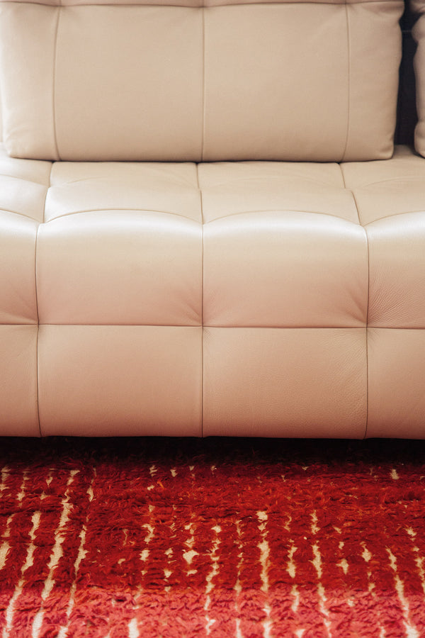 Modern Rug Image 4300 Fohn, Haute Bohemian
