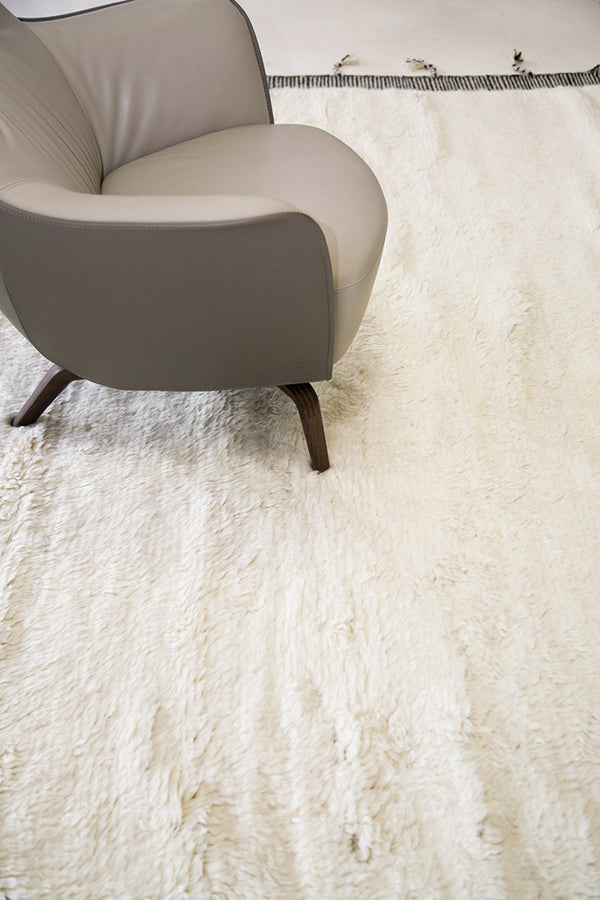 Modern Rug Image 4840 Gregale, Haute Bohemian