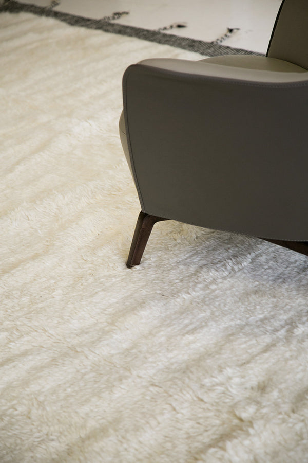 Modern Rug Image 4842 Gregale, Haute Bohemian