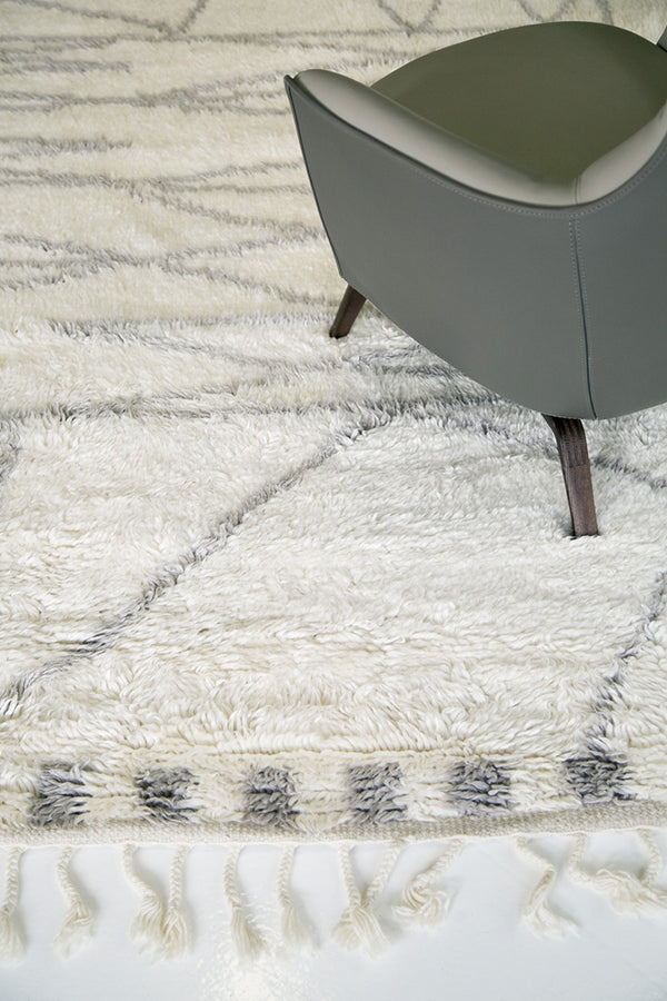 Modern Rug Image 7042 Meridian by Liesel Plambeck