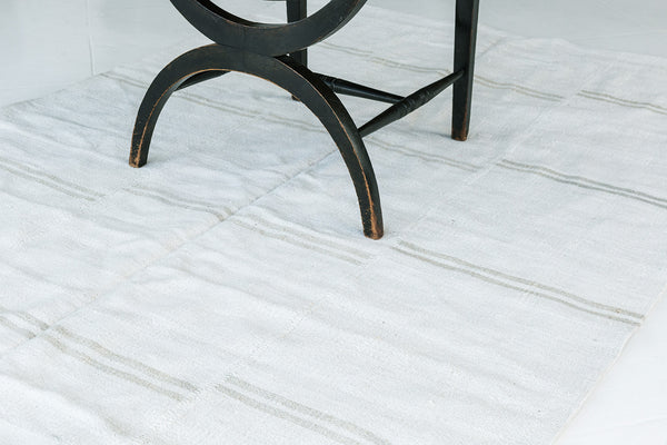 Vintage Anatolian Turkish Flat Weave Kilim - flat-weave kilim, hand-knotted in Turkey - detailed border and fringe [#10]