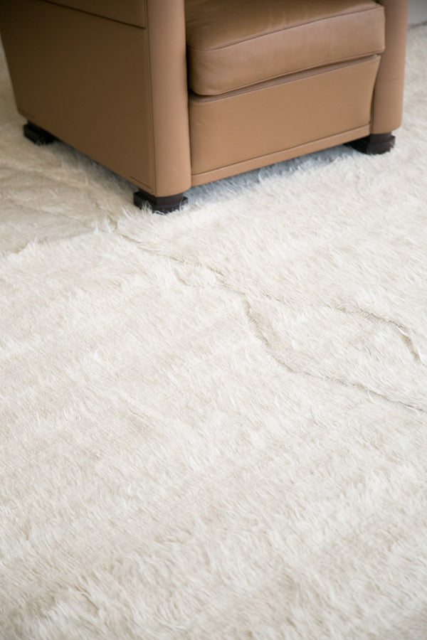 Modern Rug Image 4647 Gilavar, Haute Bohemian