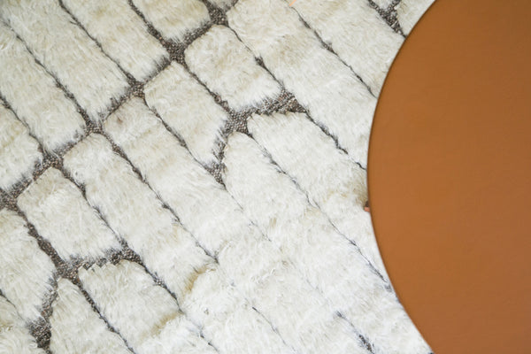 Modern Rug Image 11150 Taku, Haute Bohemian