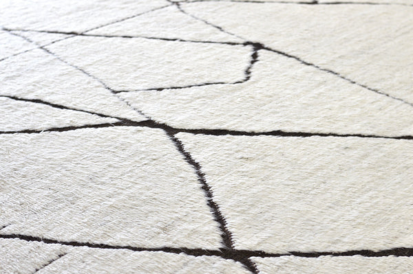 Modern Rug Image 6416 Mago, Haute Bohemian