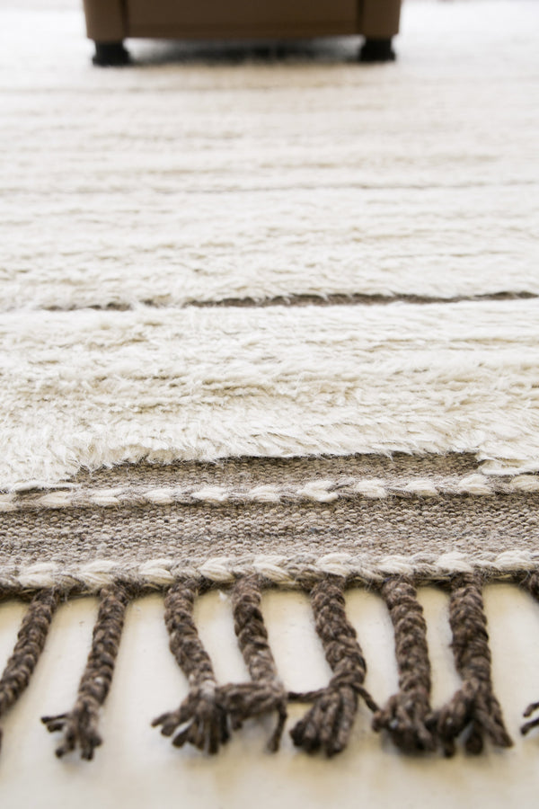 Modern Rug Image 2561 Cierzo, Haute Bohemian