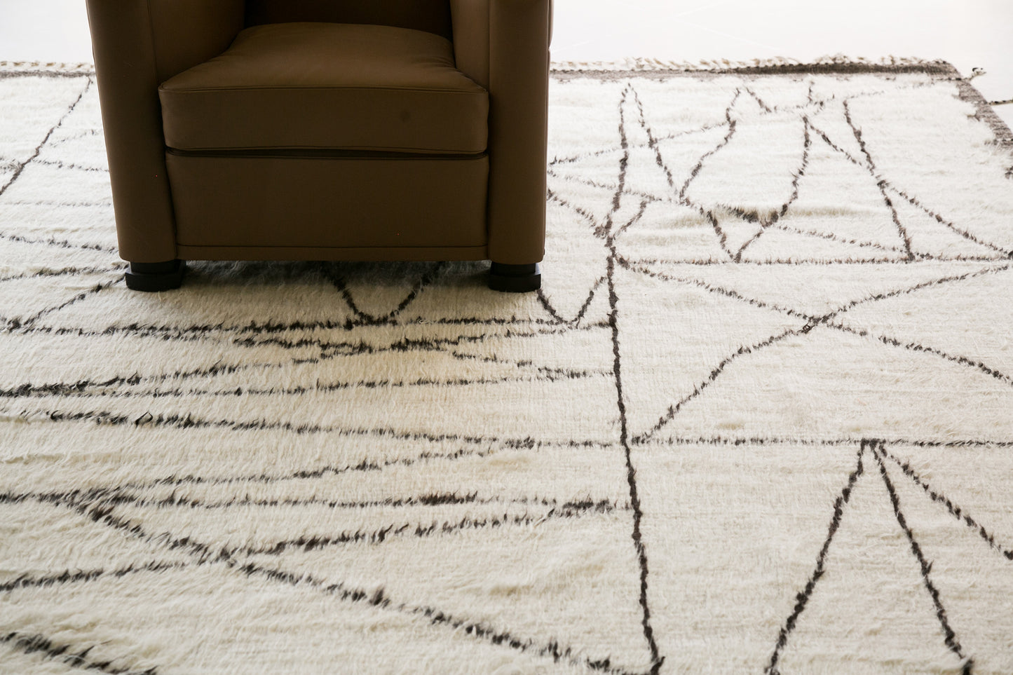 Modern Rug Image 7018 Meridian by Liesel Plambeck