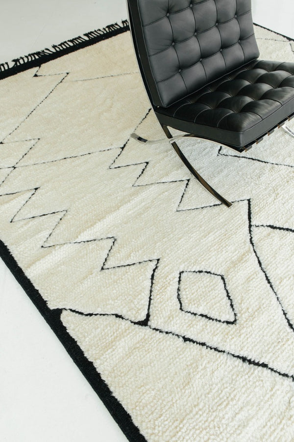 Modern Rug Image 8333 Morus, Atlas Collection