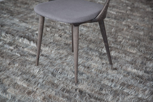 Modern Rug Image 1883 Beshabar, Haute Bohemian