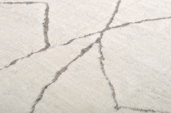 Modern Rug Image 6380 Mago, Atlas Collection