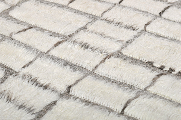Modern Rug Image 9027 Oroshi, Haute Bohemian