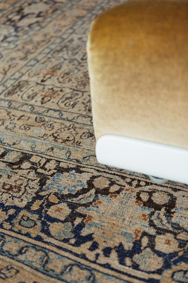 Persian Rug 378 Antique Persian Dorokhsh 28023