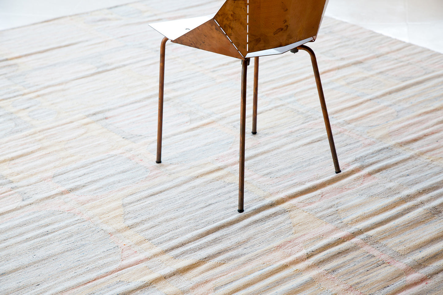 Paiva, Faro Kilim