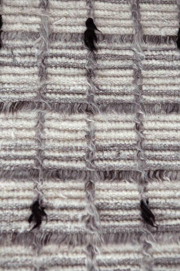 Modern Rug Image 659 Amihan, Sahara Collection 28063