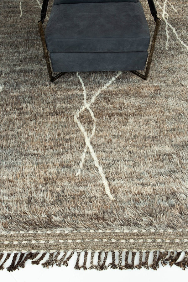 Modern Rug Image 4621 Gilavar, Haute Bohemian