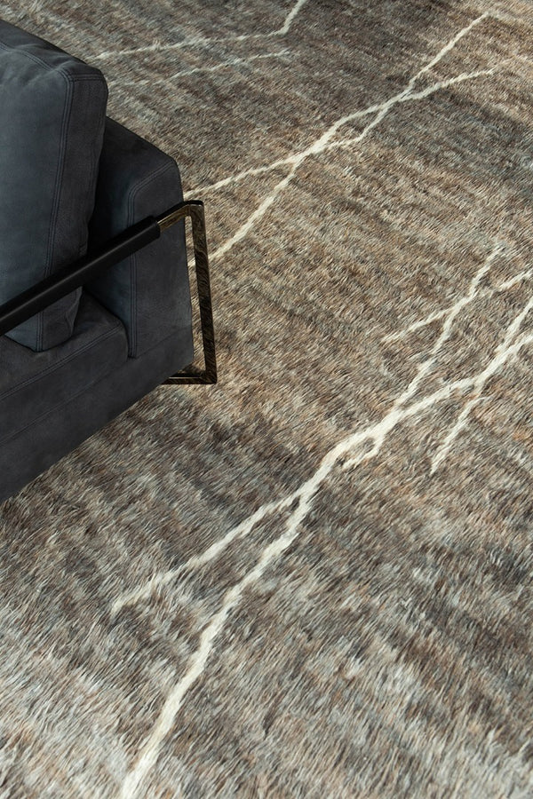 Modern Rug Image 4622 Gilavar, Haute Bohemian