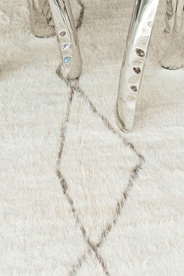 Modern Rug Image 4633 Gilavar, Haute Bohemian