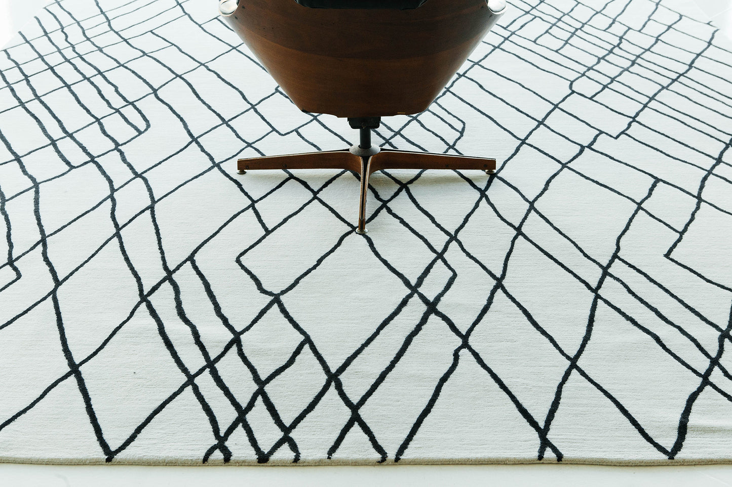 Modern Rug Image 13940 Windward, Elan Collection