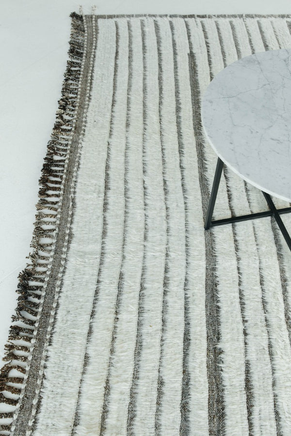 Modern Rug Image 10046 Shipca, Haute Bohemian