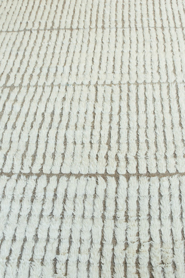 Modern Rug Image 1632 Barguzin, Haute Bohemian