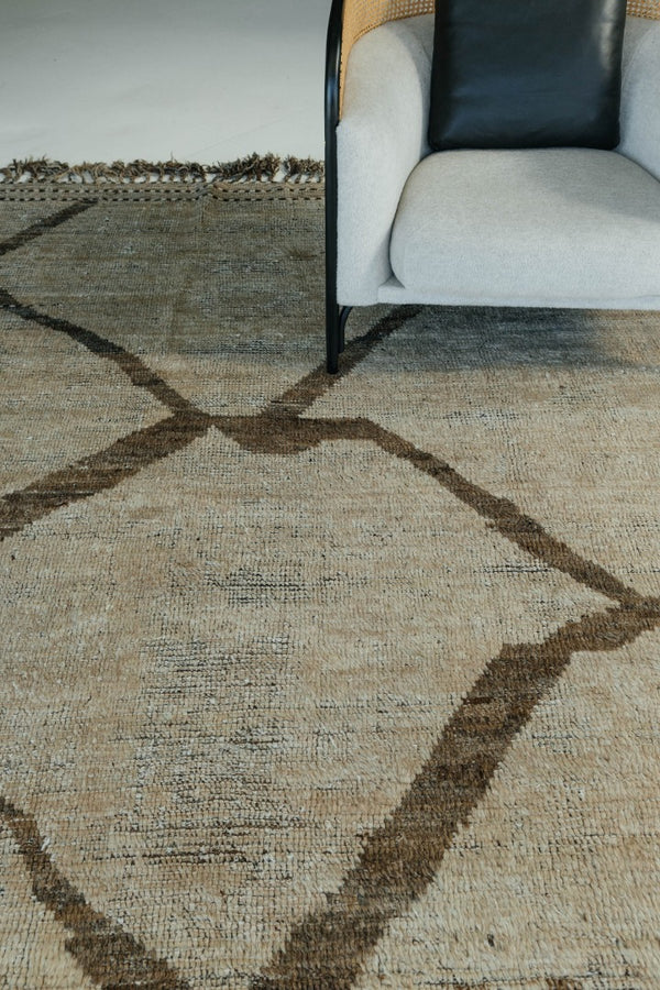 Modern Rug Image 2977 Esparto, Atlas Collection, Seasons