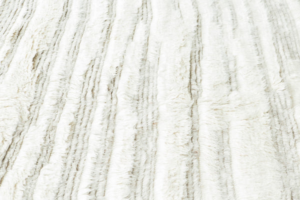 Modern Rug Image 2163 Broussard, Atlas Collection