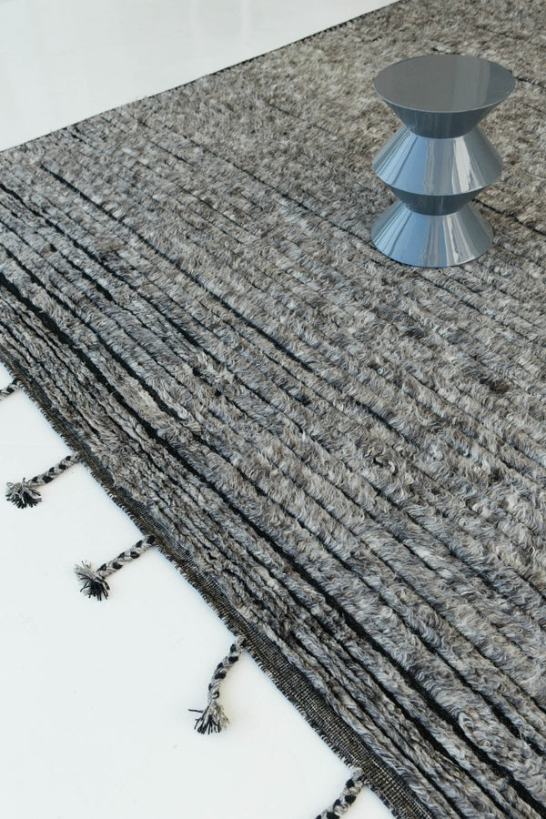 Modern Rug Image 354 Abroshca, Haute Bohemian