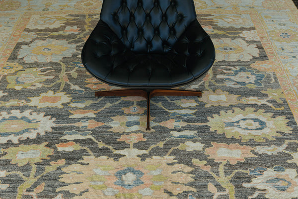 Turkish Oushak Rug - hand-knotted in Turkey - corner detail highlighting craftsmanship [#1]