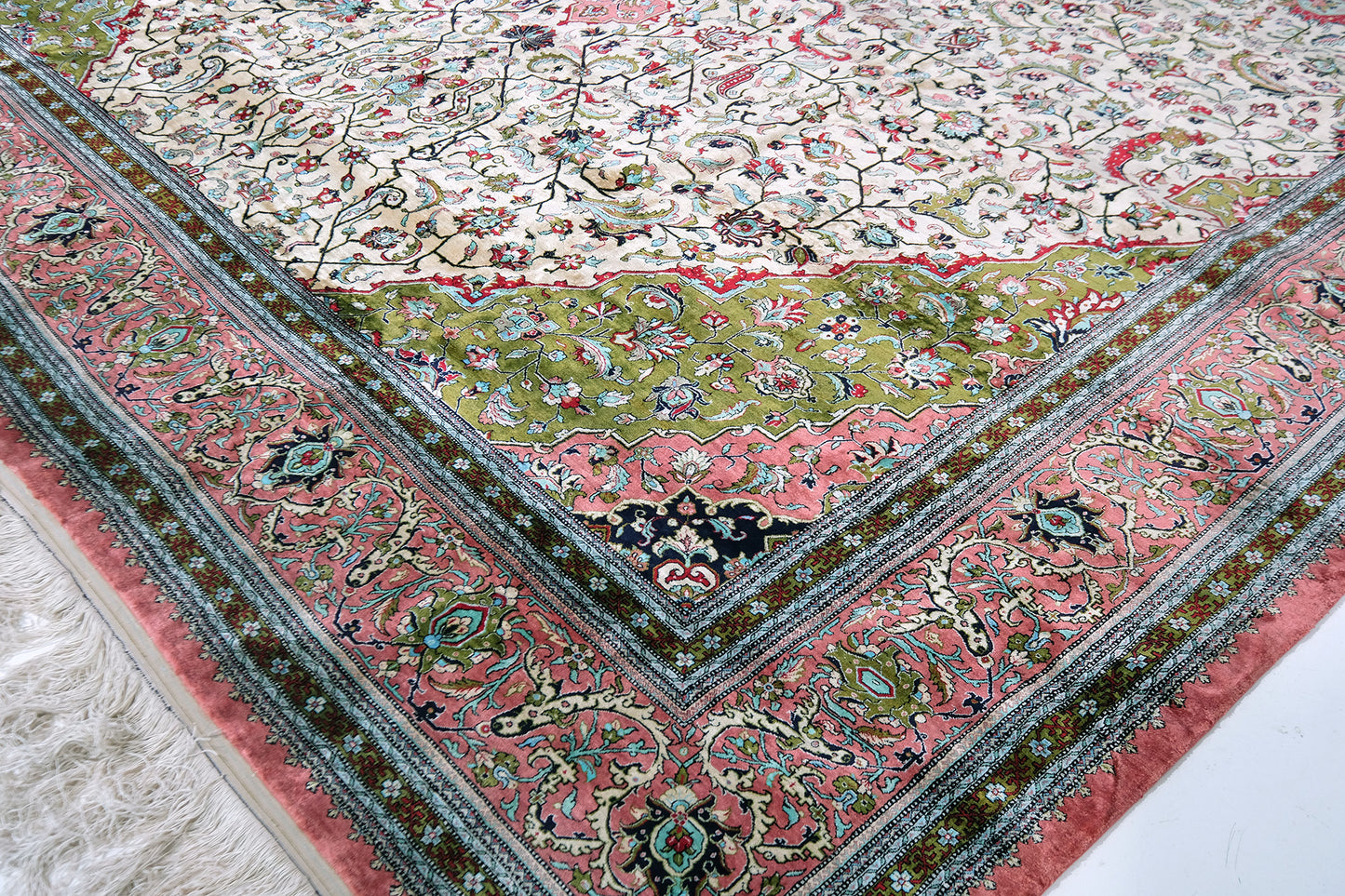 Persian Rug 3060 Persian Qum Silk 28463