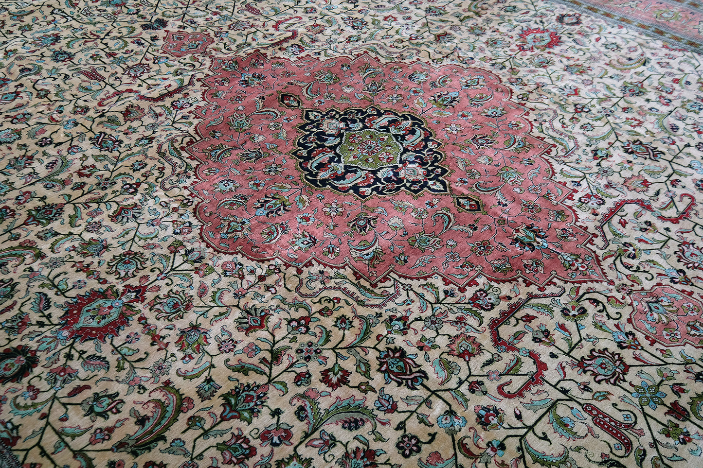 Persian Rug 3059 Persian Qum Silk 28463