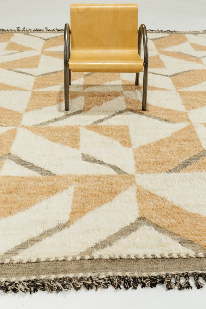 Modern Rug Image 2250 Calcere, Haute Bohemian