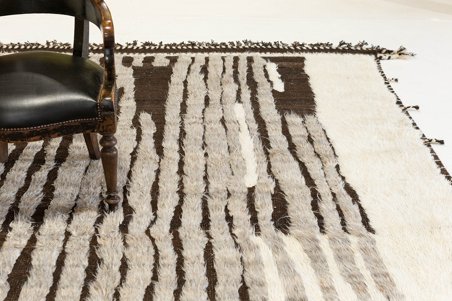 Modern Rug Image 7160 Mirleft, Haute Bohemian