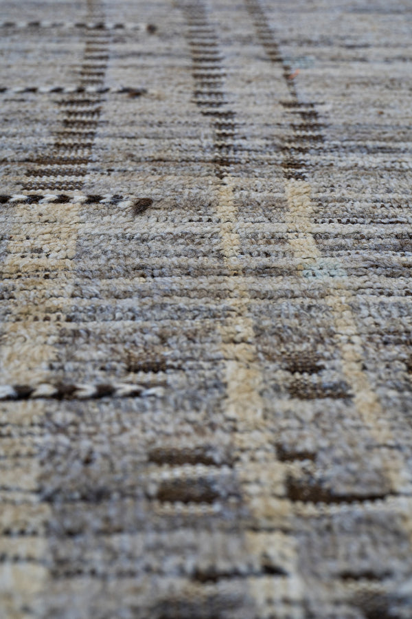 Modern Rug Image 8546 Nakhla, Atlas Collection, Seasons