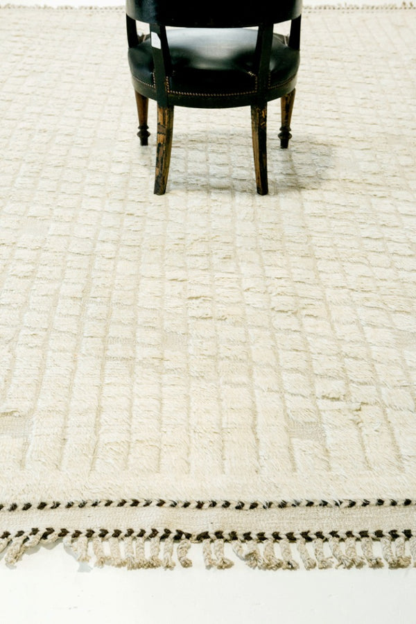 Modern Rug Image 98 Abisko, Haute Bohemian