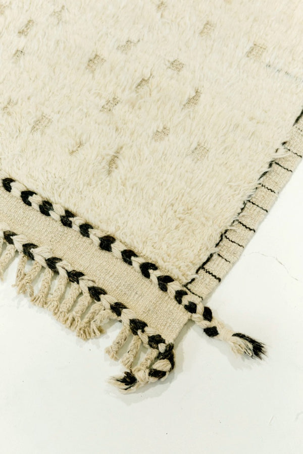 Modern Rug Image 8994 Olea, Atlas Collection