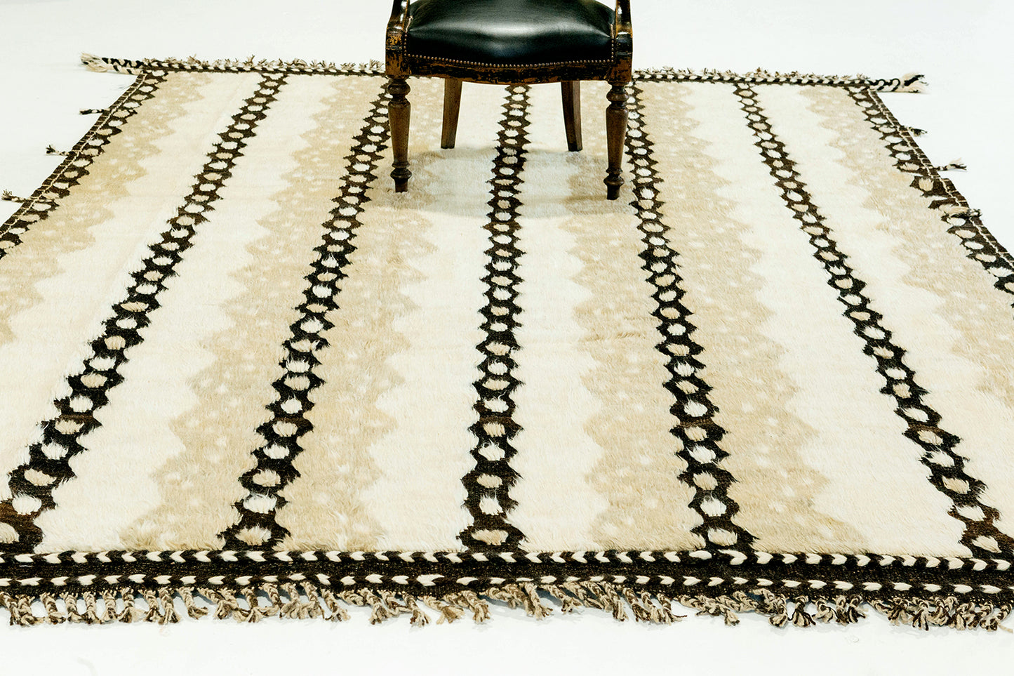 Modern Rug Image 7941 Modlina, Kust Collection