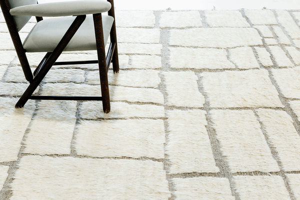 Modern Rug Image 6724 Maziere, Atlas Collection