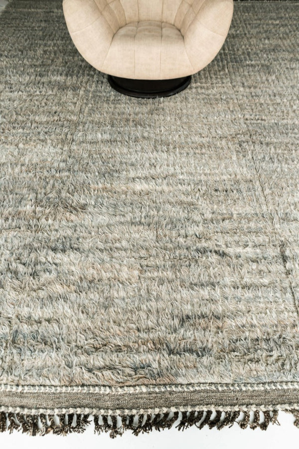 Modern Rug Image 4250 Fohn, Haute Bohemian