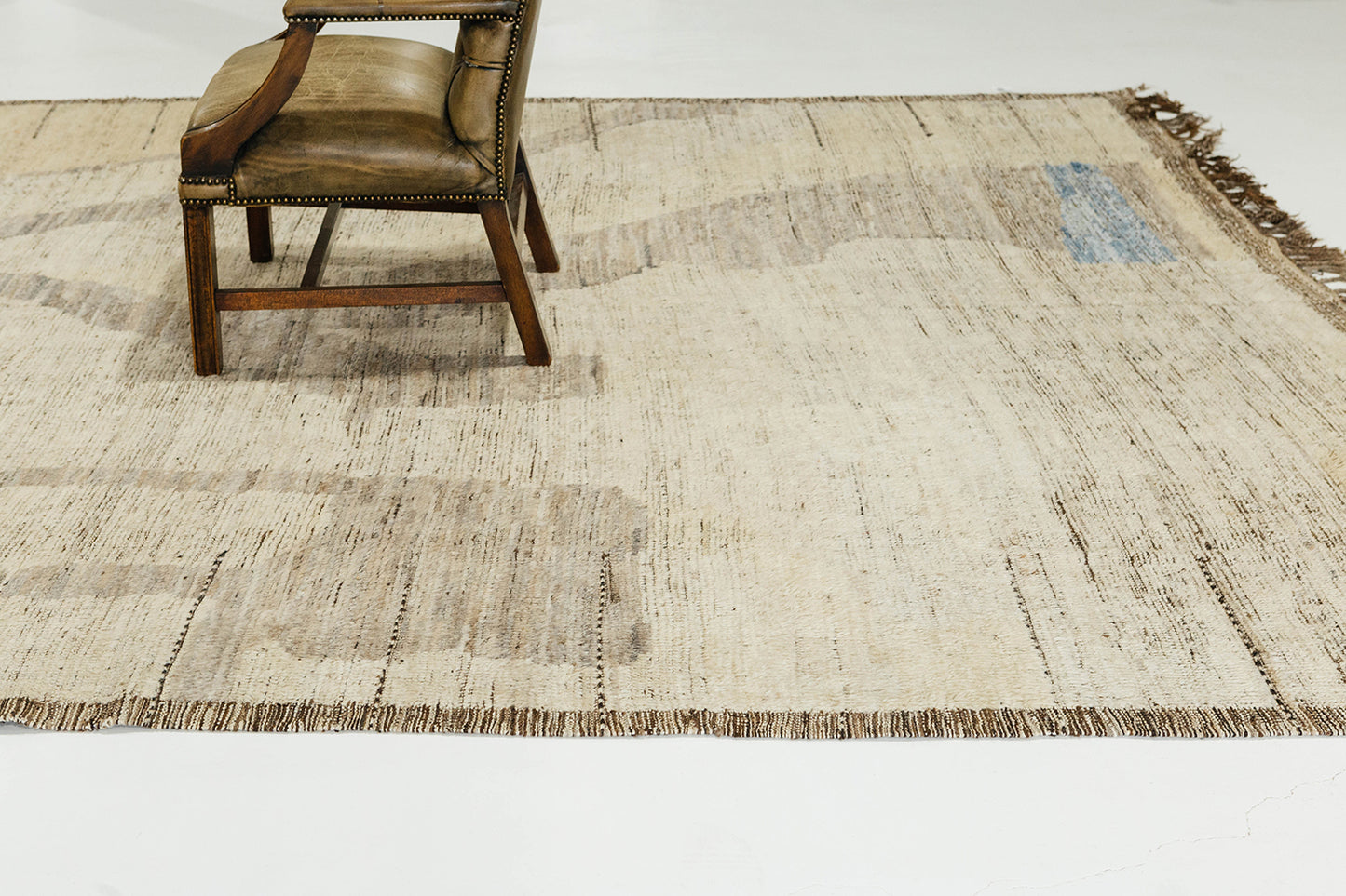 Modern Rug Image 6804 Meden, Atlas Collection, Seasons