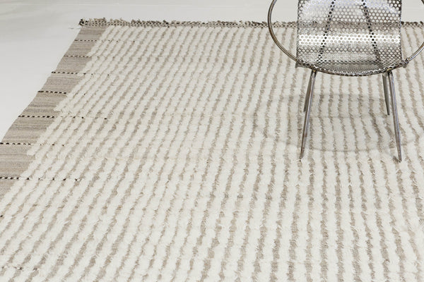 Modern Rug Image 1594 Barguzin, Haute Bohemian