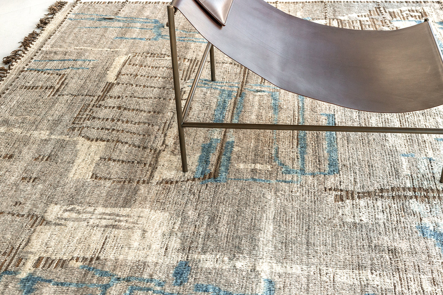 Modern Rug Image 6983 Meliska, Atlas Collection, Seasons